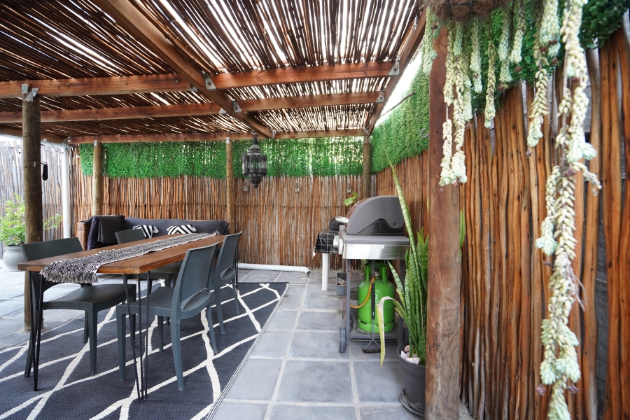 3 Bedroom Property for Sale in Parklands North Western Cape